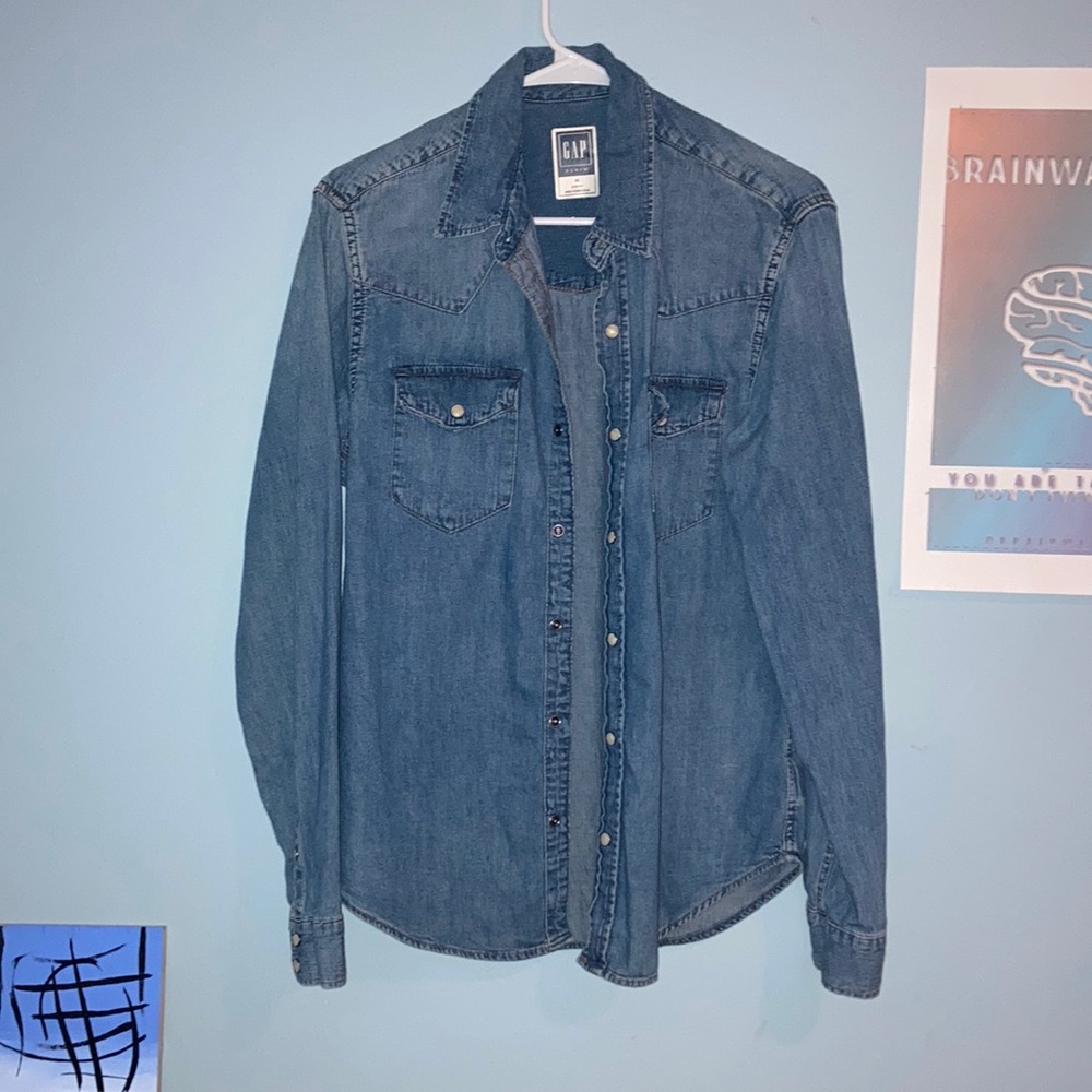 GAP Men’s Denim Long Sleeve